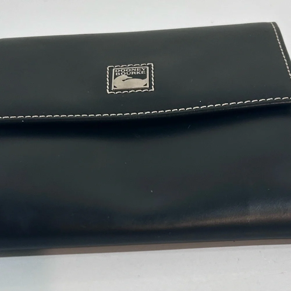 Dooney & Bourke Black Leather Wallet Clutch Made in Italy Duck Logo